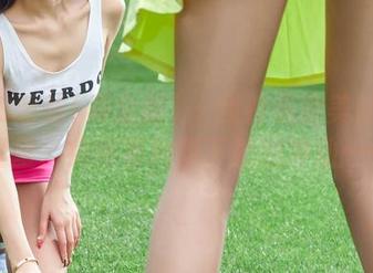 AISS爱丝(黄金版) – 我看见亚美依在浴缸里，突然有种想下载的冲动……
