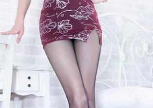 Beautyleg – 你的可爱妹妹来了！点击下载Vanessa的图包，准备好了吗？