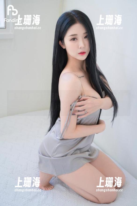 哪里的免费写真能让你变女王？Bomi(普美)给你答案！