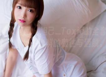 GIRLT果团网 – 妲己_Toxic的全套裸足写真，出乎意料的随性与洒脱。