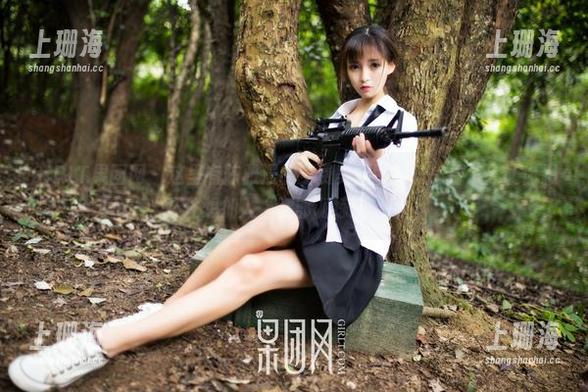 GIRLT果团网 - 这里有陈雅漫的免费美腿图集——看了会让你忍不住想加入“腿部训练班”吗？