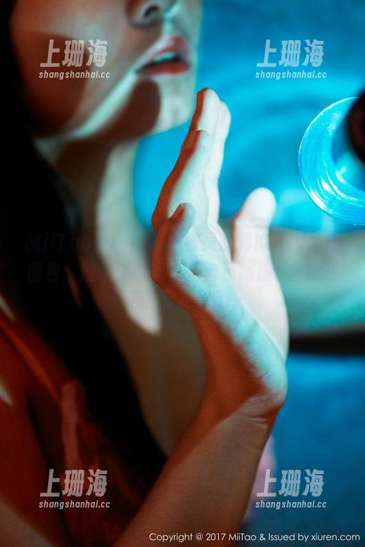 MiiTao蜜桃社 - 看看吴凯莉Kelly瑜伽图包：炫耀游戏吗？把自己练成S型我还要再努力多年…