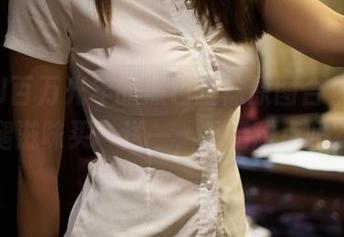 ROSI百万光年的黑色丝袜原图合集，这腿滋味买一送一，餐后甜点吗？