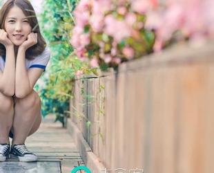 TGOD推女神 – 仔细看，小紫藤的新写真，灰丝播放时分，总有些微妙