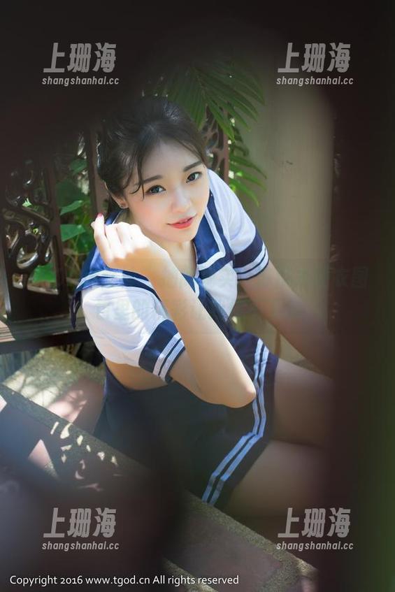 TGOD推女神-苏糯米 TGOD推女神 - 抽离现实,苏糯米睡衣图包里的精彩让我停不下来