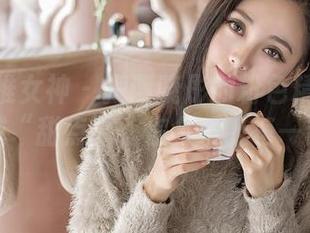 TGOD推女神 – 把谭晓彤的粉色精选图包当成“甜点”，你会爱上每一口。