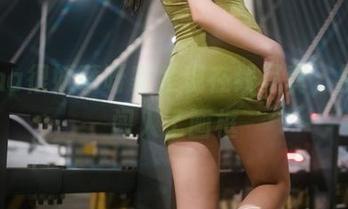 在Tina很妖孽呀家发现在线写真，妹妹也闯入了画框