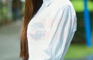 TuiGirl推女郎 – 免费洗澡特辑：赵惟依的浴缸神操作！