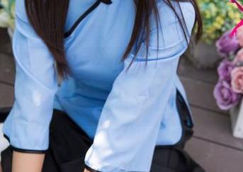 UGirls尤果网 – 洗澡也能有态度？王语纯的浴室写真合集你瞧瞧。