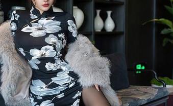 XINGYAN星颜社 – 你敢不关注Emily尹菲的最新御姐作品集吗？她可是红了！