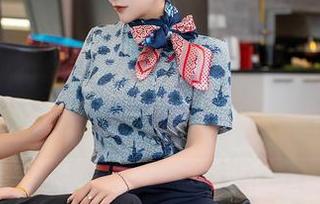 XINGYAN星颜社 – 从校园到职场：Erikaki的制服私拍旅程