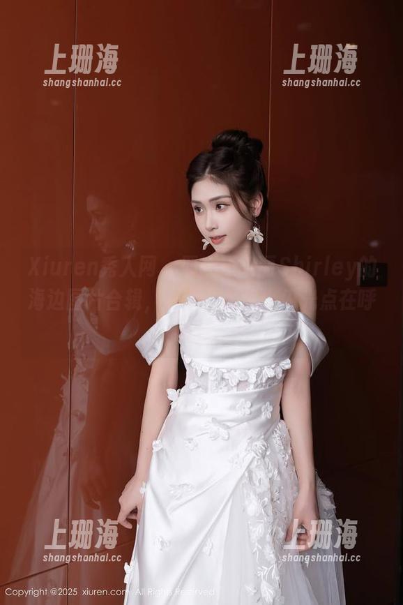 Xiuren秀人网-伍晓丽Shirley Xiuren秀人网 - 耶!伍晓丽Shirley的海边图片合辑,一个个都像小闪光点在呼唤我。