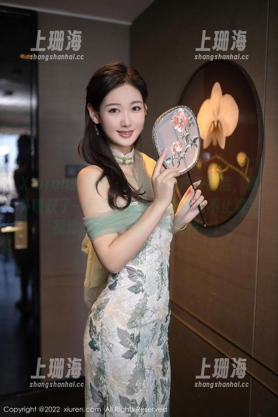 Xiuren秀人网 - 周井空的户外冒险，意外收获了一份写真集！下载绝对不止满足视觉，更是一场“小旅程”！