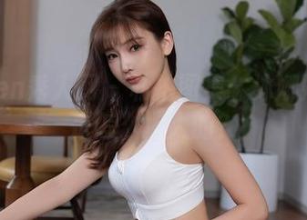 Xiuren秀人网 – 私拍图集：沐娜娜短裤是怎么撩人的？
