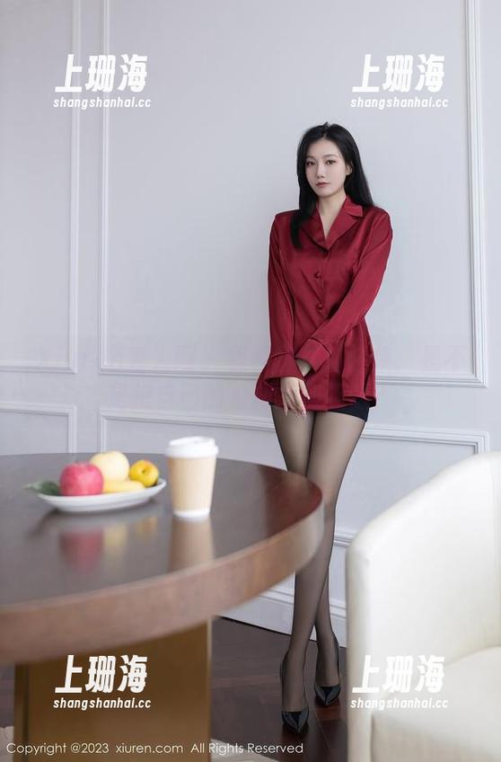 Xiuren秀人网 - 程程程户外合集：是不是把自己的身材摆到极限？