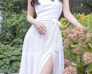 Xiuren秀人网 – 陆萱萱的皮衣全套，衣架子都得争抢的即视感，图片输了就不说了！