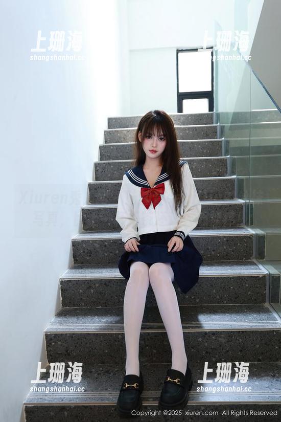 Xiuren秀人网-陆萱萱cecillia Xiuren秀人网 - 陆萱萱cecillia的丝袜写真,比上一杯奶茶还让人心痒痒!