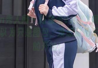 Xiuren秀人网 – 陈雅漫VICKY黑丝写真——本以为只是图包，没想到是无限想象的开始！