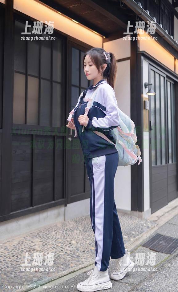Xiuren秀人网-陈雅漫VICKY Xiuren秀人网 - 陈雅漫VICKY黑丝写真——本以为只是图包,没想到是无限想象的开始!