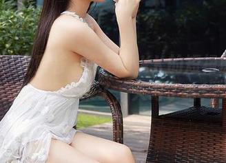 YouMi尤蜜荟 – 苦等小KK的短裙原图图集，终于来了，夭寿了哈！