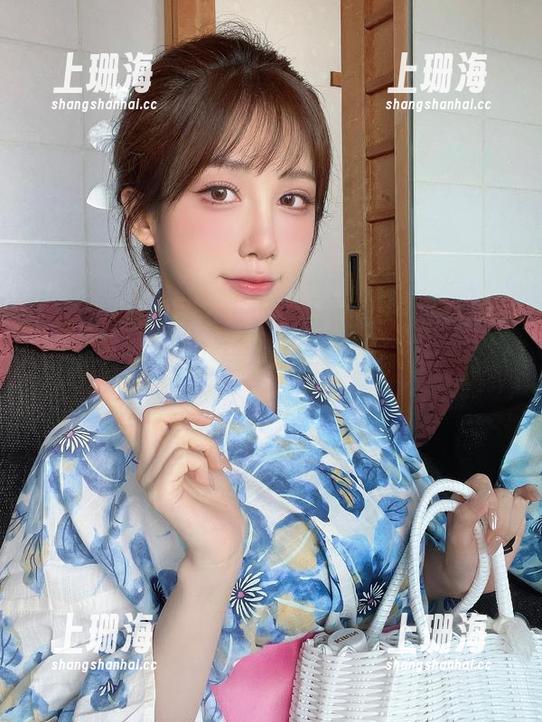aqua水淼的图集：这死库水也太燥了吧，你们感受到了吗？