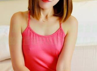 pans – 原以为英英的花嫁合集会普通，但她的美图确实让我想多逛几次。