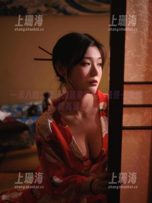 一米八的大梨子的居家冒险：随便一角都能高清出圈