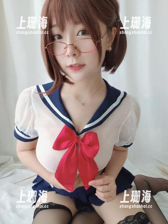 三刀刀miido 三刀刀miido圣诞写真全集:脑洞大开的穿搭你能承受吗?