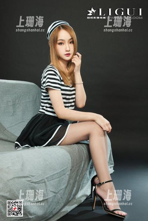 丽柜-司琪 丽柜 - 合集里的司琪妹妹:每一张都让人不想停,真搞不懂怎么做到的…