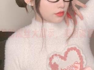 你十七鸽的黑丝大展示，美图诚意满满！