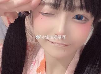佳佳酱ovo跟豹纹：两者编织出的私房风景图集，想看吗？