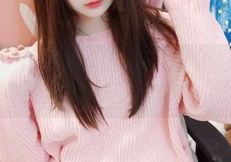 古川kagura的丝袜cos，分享这份看似平常但又让人流连的细腻。