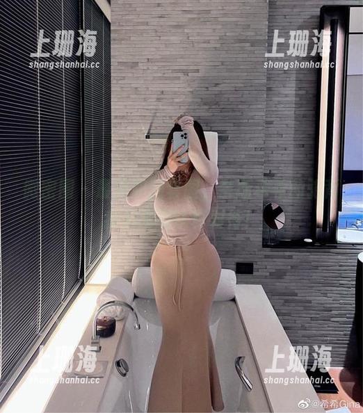 奈斯希希 微密圈 - 最新和服套图,奈斯希希的驼背我们都要认真对待!