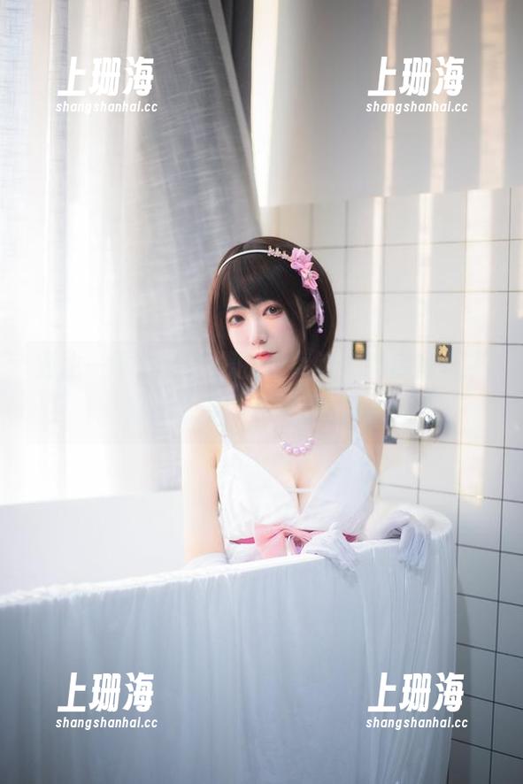 对比一下，宫本樱的兔女郎？图库里真不怕抢，下载完记得低调。