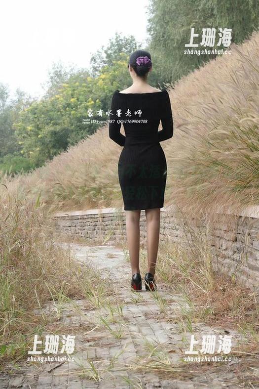 微密圈 - 和服撩人但不太适合出门，家有水墨老师的作品集让你轻松下载，来吧，不要犹豫。