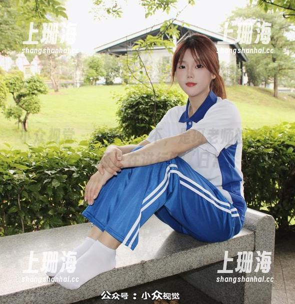 小众视觉-珂老师 小众视觉 - 浴室照?不,是珂老师的美图展示,一场正在进行的‘日常’!