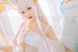 原图放送：小野寺地瓜的奥古斯特女仆写真，果然每个细节都别有用心。