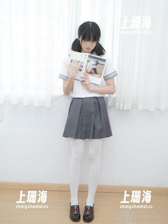 少女秩序-鹿可 少女秩序 - 鹿可在线图集,女神的每个姿态都让人想多看几眼。