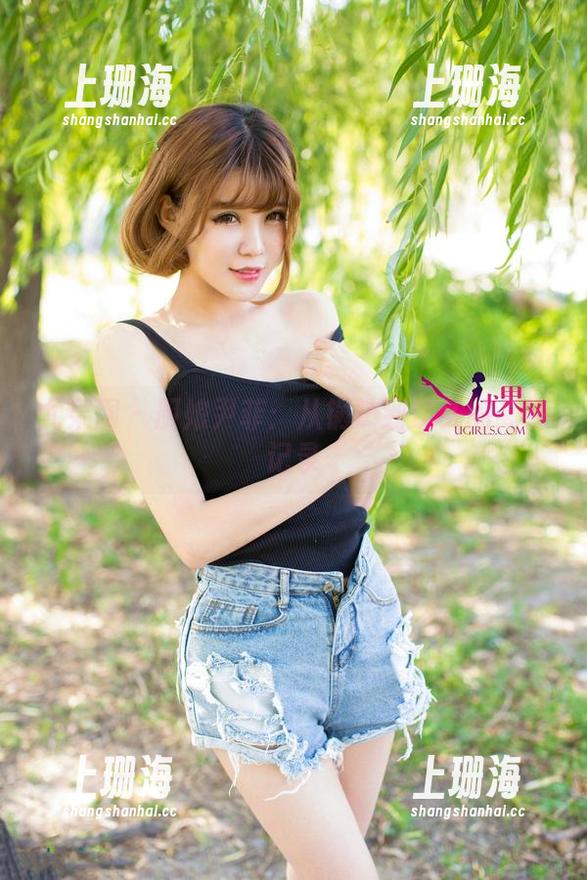 尤果网-尹菲 尤果网 - 厨娘尹菲:从锅铲到镜头的高清记录