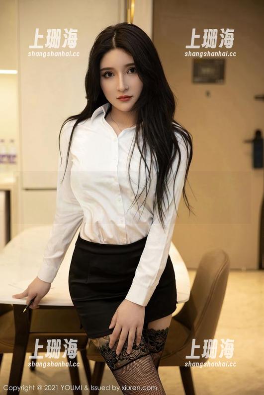 尤蜜荟 - 看尤妮丝Egg的女孩儿，真有一种幻灭的色彩，图包里藏着多少故事？