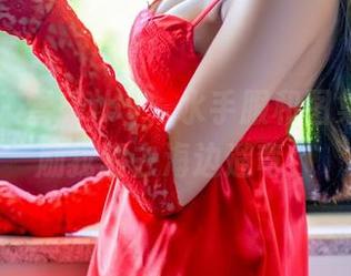 推女神 – 雪Baby，水手服和图集，真鼓励我想去海边遛弯！