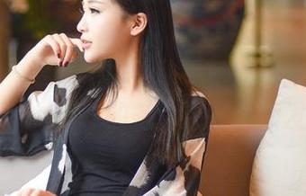 推女神 – 君子动口不动手，旗袍更新，黄歆苑chobits的魅力还在继续发酵。