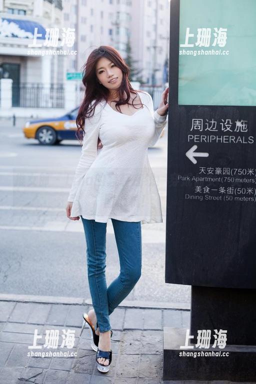 推女郎-Lina 推女郎 - Lina的套装在线:穿成仙女,美图心机!