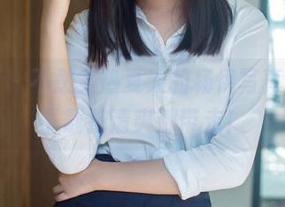 推女郎 – 不愁炙热夏天的杨伊写真，点击下载把清爽都带走！