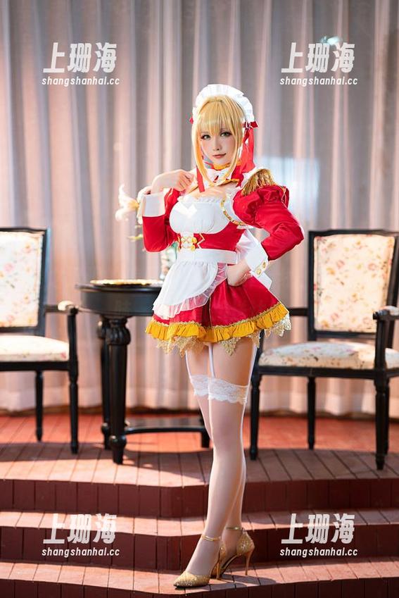 星之迟迟的美脚写真集新鲜上线，慢慢品味，更新直接送达！