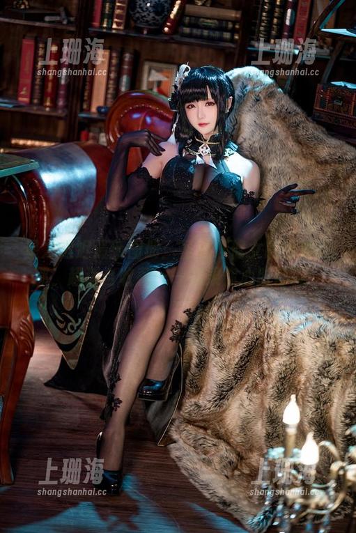 星之迟迟最新图册：圣处理修女的手办在那，超适合收藏——如果你心脏够强。