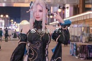 桃墨公子居然cos甜心，图册的佳作里藏着多少隐秘情绪呢，羞耻又好奇。