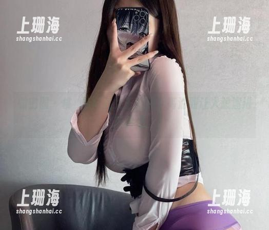 微密圈 - 桃沢樱呀的女王套图，高清到让人想溜进屏幕里。
