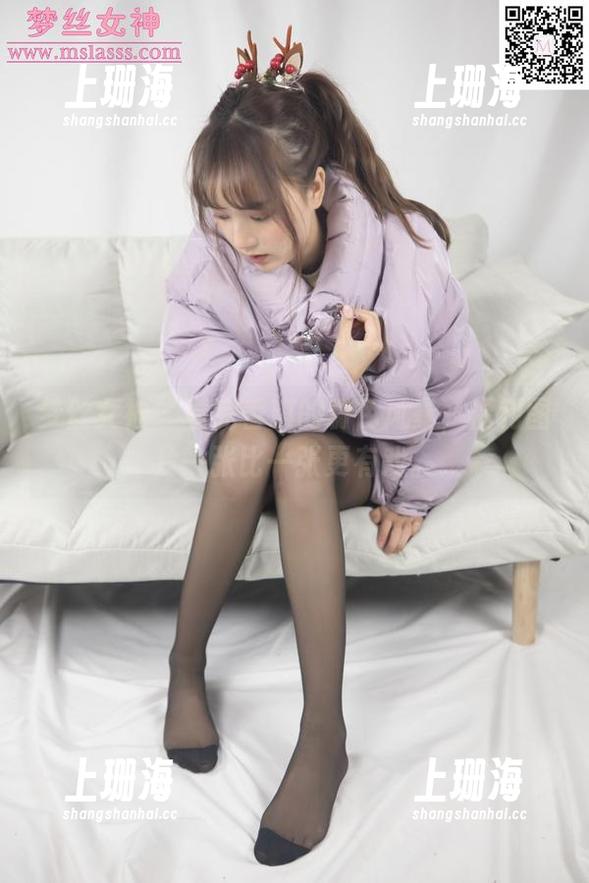 梦丝女神 - 看完香琪的粉色风暴，福利图片一张比一张更有戏。