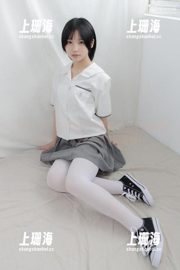 裤子？不！来看森萝财团在线公主妹妹的丝袜秀，才是潮流的风向标！